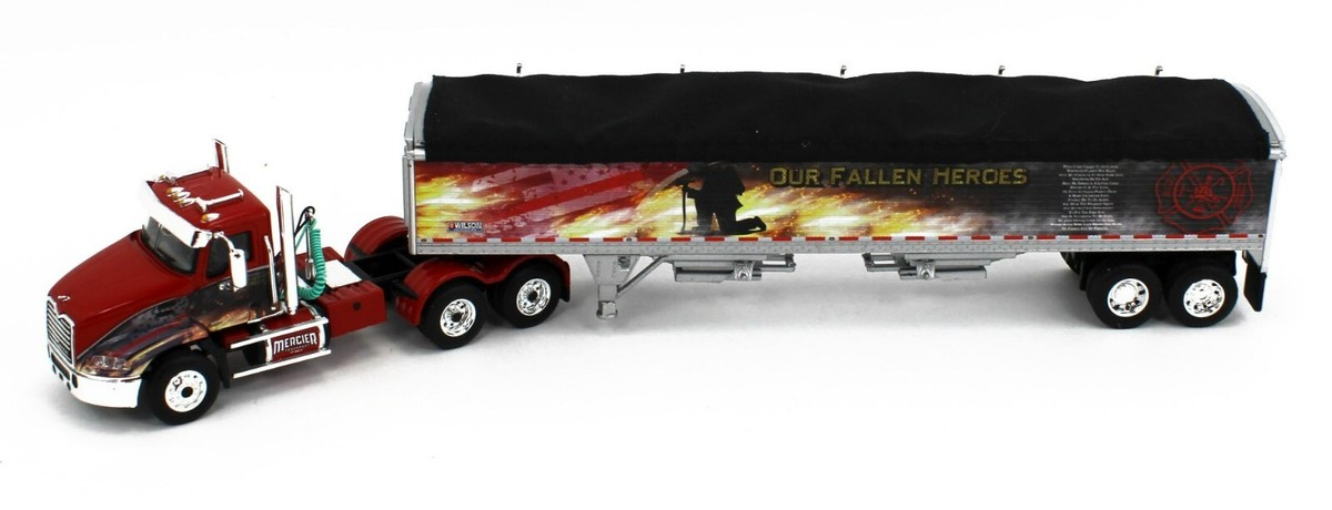 DCP 1:64 *MERCIER TRANSPORT FALLEN HEROES* Mack Pinnacle