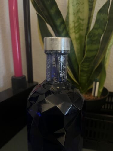 Absolut Vodka Facet 1000ml Limited Edition voll versiegelt - Bild 4 von 4