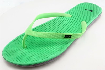 nike flip flops size 15