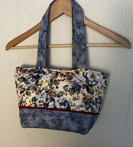 Handmade Quilted Tote Bag Purse w/Button Closure 100% Cotton Moda Fabrics - Picture 2 of 4