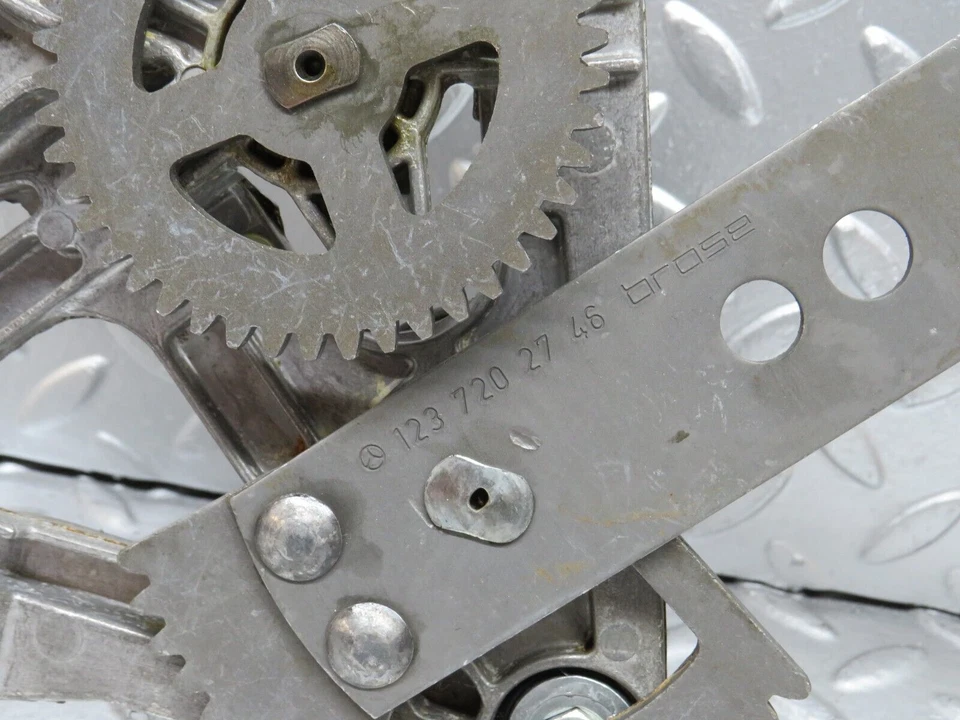 ⚙28016⚙ Mercedes-Benz W123 280E Front Left Power Window Regulator 1237202746 - Image 3 of 4