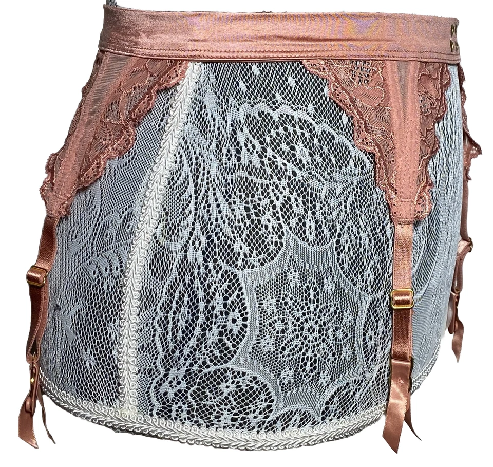 Nuevo liguero Victoria's Secret M/L vintage 2009 satinado encaje tirantes óxido Foto 2 de 4