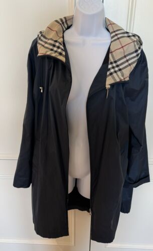 Burberry London Women’s Navy/Plaid  Raincoat      Size M - Picture 1 of 11