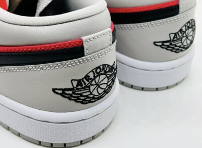 light iron ore siren red black