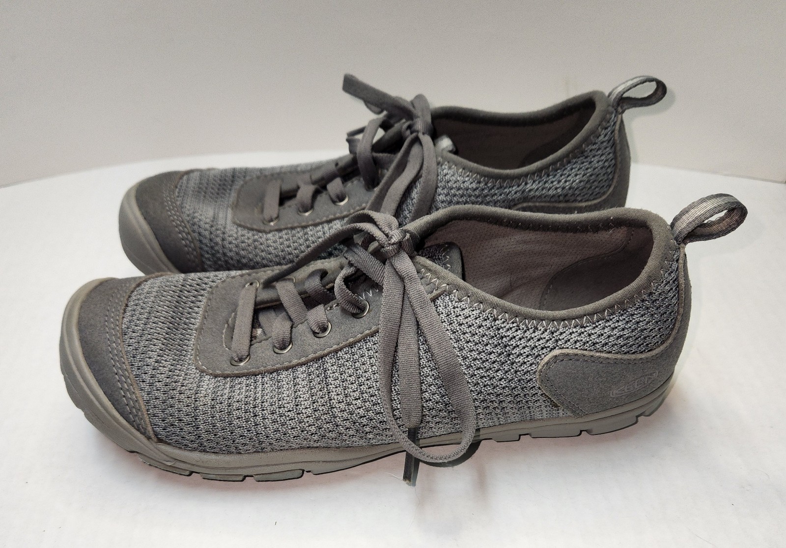 KEEN Sneakers da trekking donna Hush Knit CNX taglia 7 5 grigio (Lily Pad) controllo odori