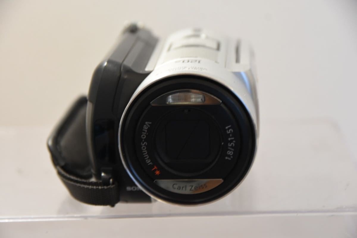 SONY Handycam DCR-SR100 Silver Camcorder Video Camera 10x Zoom