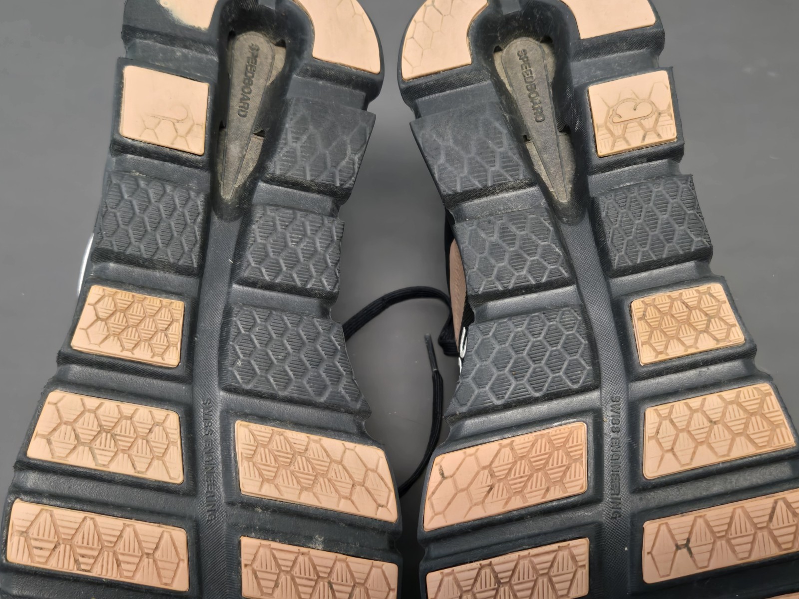 On Cloud On Running Cloudrunner Sz 10 Waterproof … - image 21