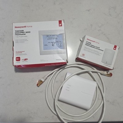 Honeywell Home TH8320R Thermostat /wifi kit/sensor 