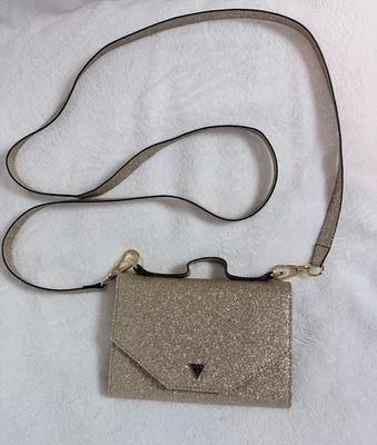 GUESS Dorado Brillo Brillante Pequeño Bandolera Teléfono y Tarjetero Cartera Monedero - Imagen 1 de 4