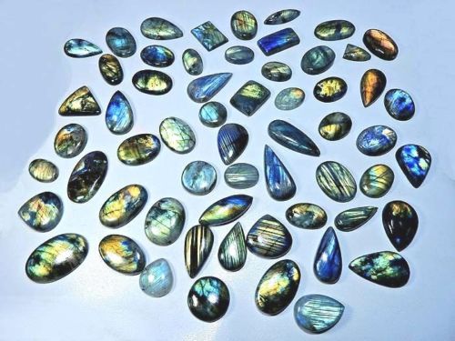 Lotto 40 pz cabochon miscela sfusa 1500 crt labradorite naturale multiflash - Foto 1 di 7