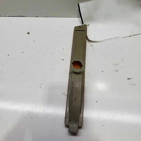 1996-1999, Saturn S Sedan, Side Marker Light Lamp, LH, Part Number - GM16521467	 - Image 3 of 4