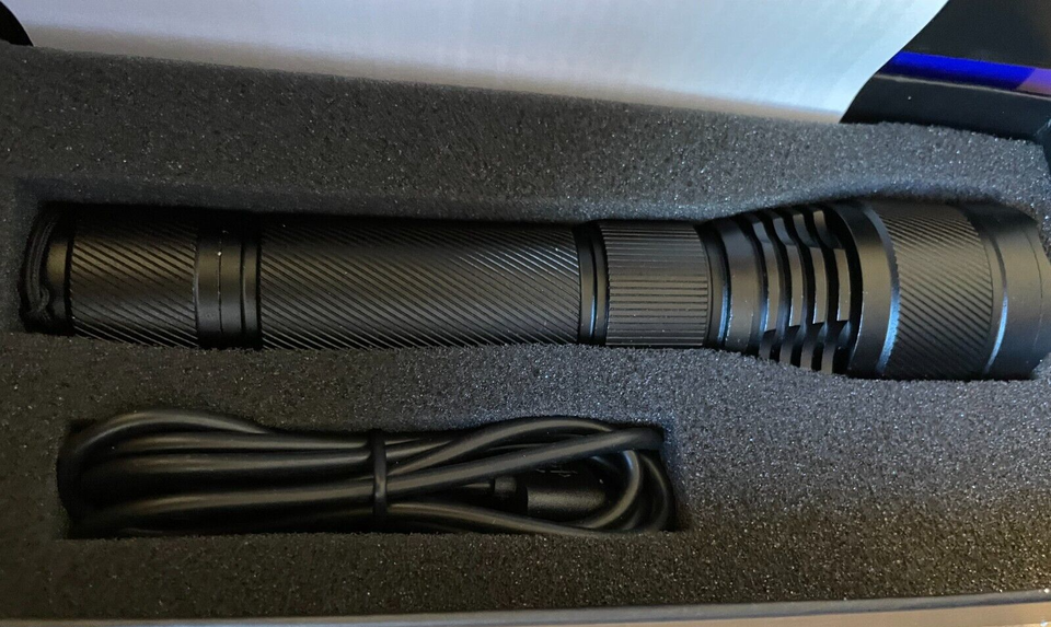 Napa Blue Fuel 85912 Rechargeable Flashlight 720Lumens 10W CREE (NEW