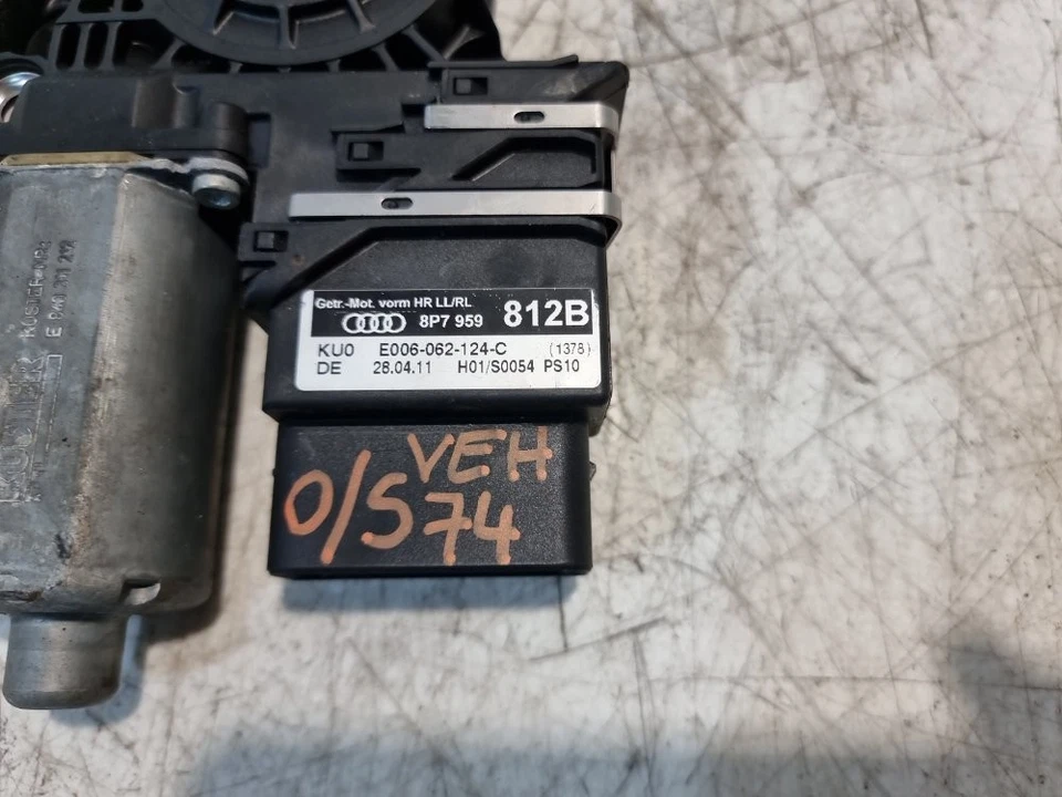 Motor ventana trasera derecha Audi A3 O/S 1.2 gasolina 2012 convertible OEM 8P7959812B Foto 3 de 4