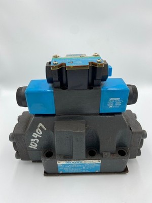 Vickers - Direction Valve, 02-127983, DG5S 8 0C E M FW B5 30, Genuine - New