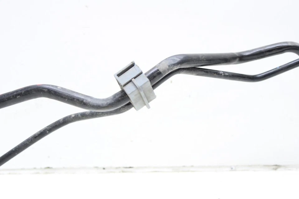 2019-2020 Ram 1500 5.7L Fuel Bundle Line Tube Pipe 68267572AF OEM - Image 3 of 4