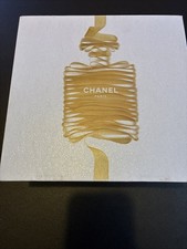 CHANEL Holiday Square Empty Gift Box Container 8.5"x8.5"x3.75" Gold  White New