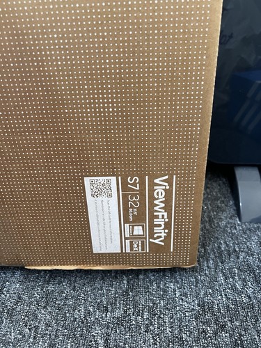 Samsung ViewFinity S7 32" 4K Ultra HD Monitor Black - Picture 7 of 7