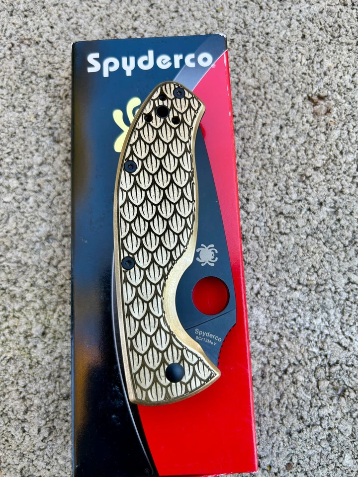 Spyderco Tenacious | Custom Brass Scales Dragon Skin | Laser Engraved - Image 4 of 4