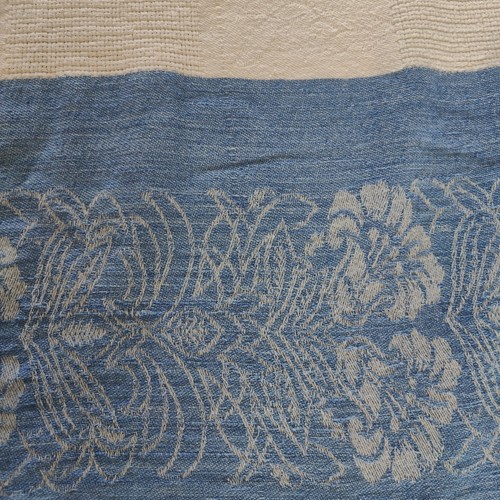 Mantel Damasco Vintage Lino y Algodón Blanco con Borde Floral Azul 48" x 85" - Imagen 6 de 10