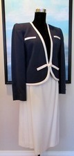 VTG VALENTINO Miss V Navy Blue  White Wool Skirt Suit Sz 42