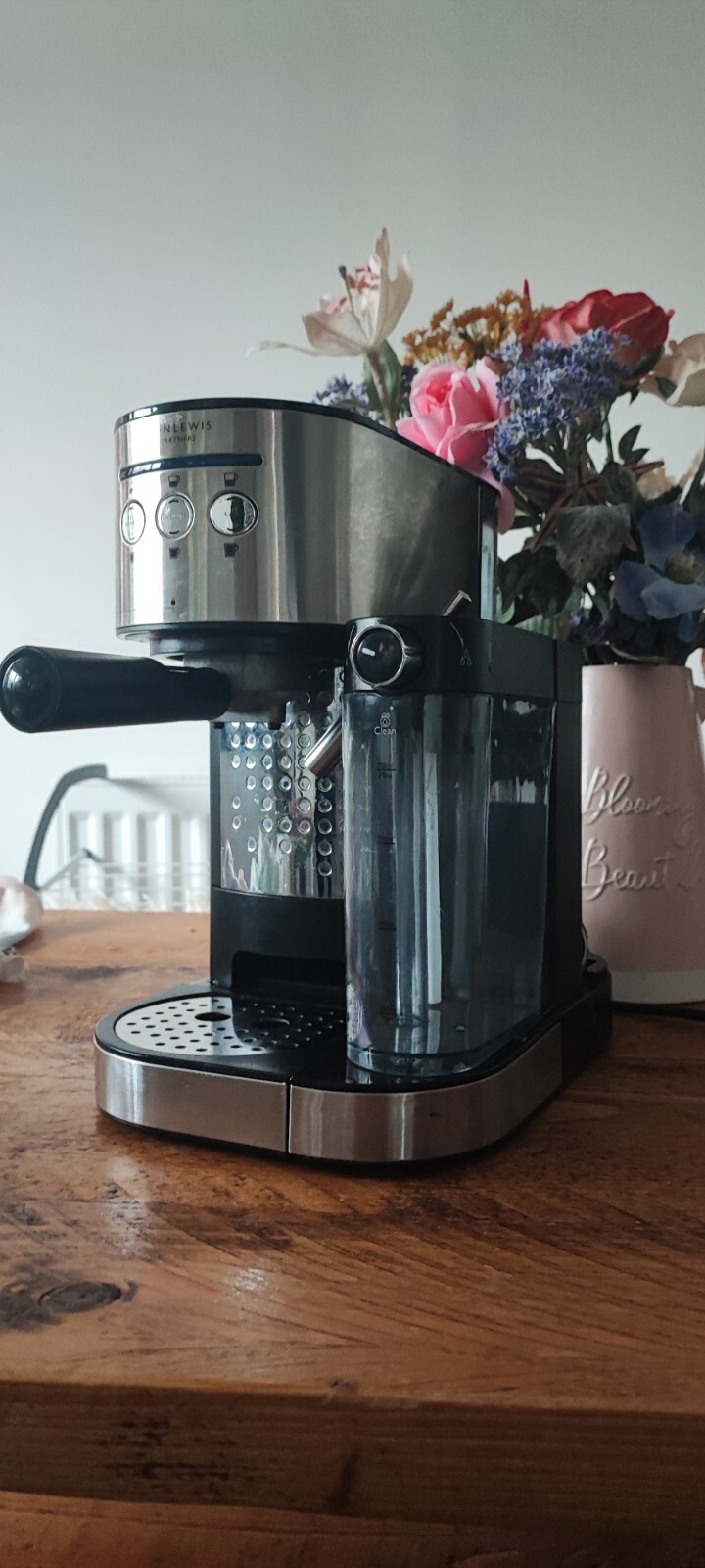 John Lewis Expresso/Capuchino/Latte Coffee Machine with integrated milk