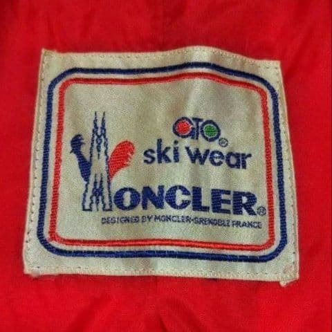 MONCLER Patch padded nylon Jacket Blouson Coat Me… - image 5