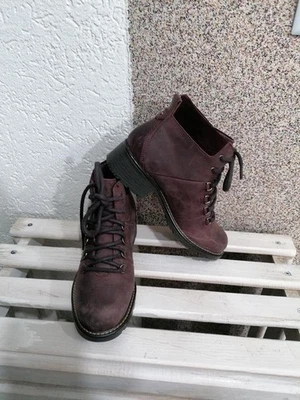 Women Clarks Boots Brown Suede 36 - Bild 1 von 4