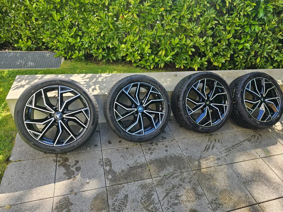Sommerräder auf Alufelgen 4x Hankook 245/40 R19 ALUTEC ADX2 8x19 5x112 ET40 +VB+ - Bild 3 von 4