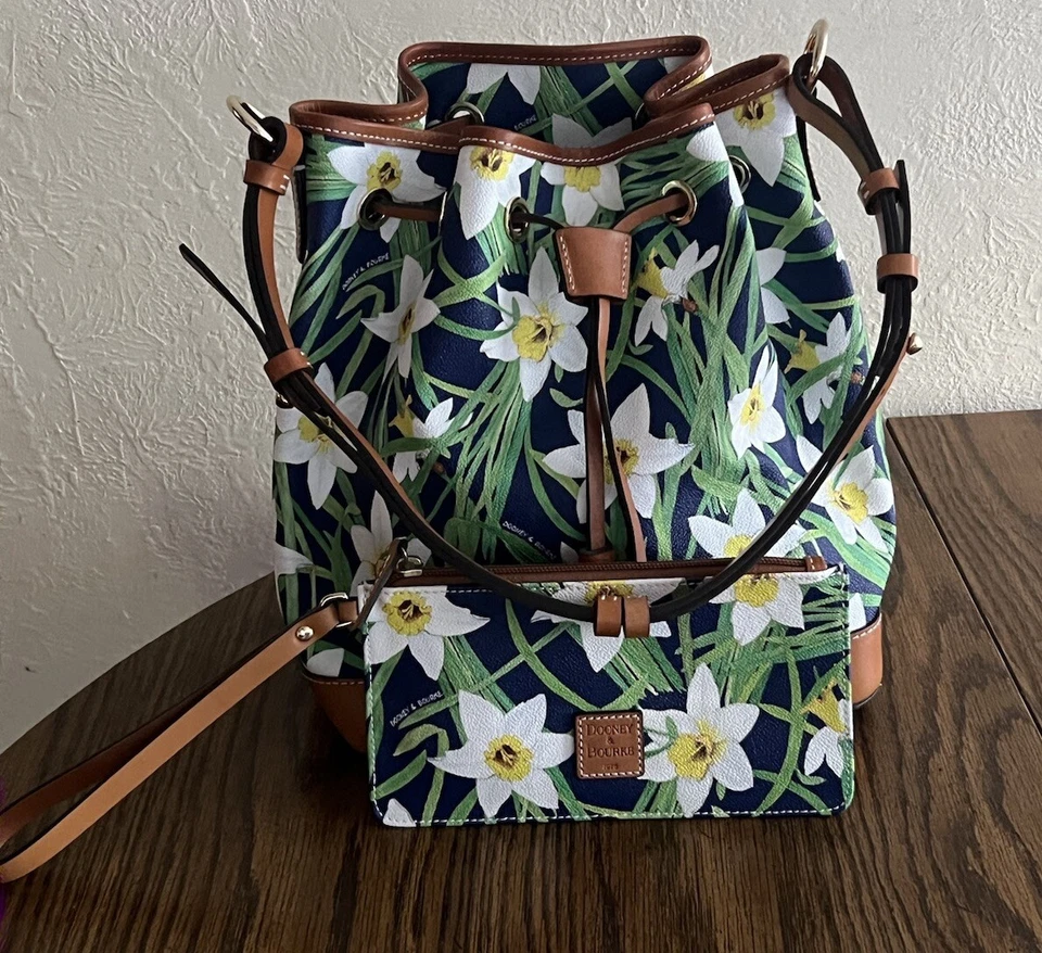 Bolso con Borla Flor Cordón Narciso DOONEY and BOURKE con Cartera Foto 3 de 4