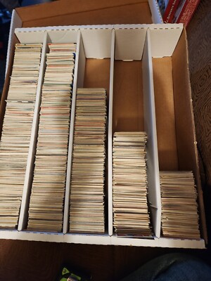 baseball cards lot, 100 cards per lot, thousands of cards
