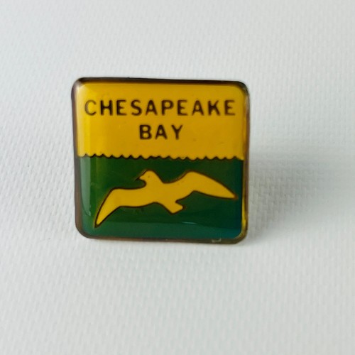 Chesapeake Bay Vintage Souvenir Hat / Lapel Pin