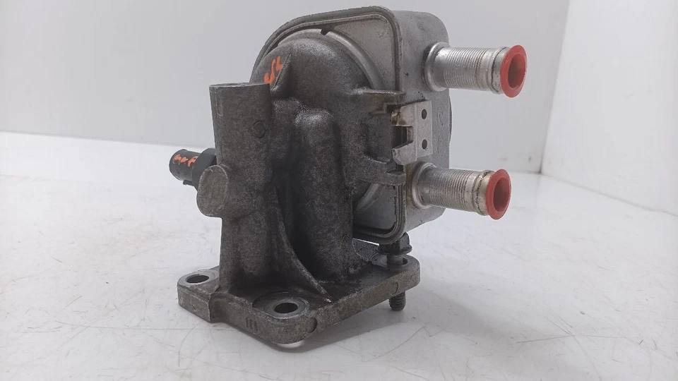 Engine Oil Cooler with Oil Filter Adapter 2013 Hyundai Genesis Coupe 2.0 Liter - Изображение 2 из 4