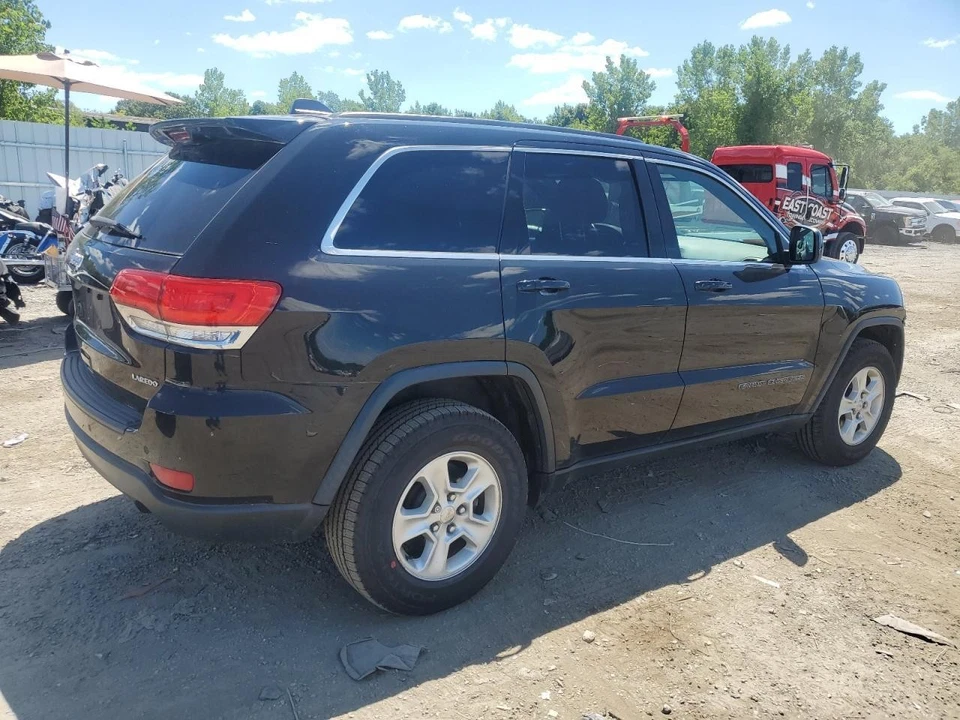 Used Rear Bumper Assembly Rear fits: 2017 Jeep Grand cherokee w/o brow style con Foto 3 de 4