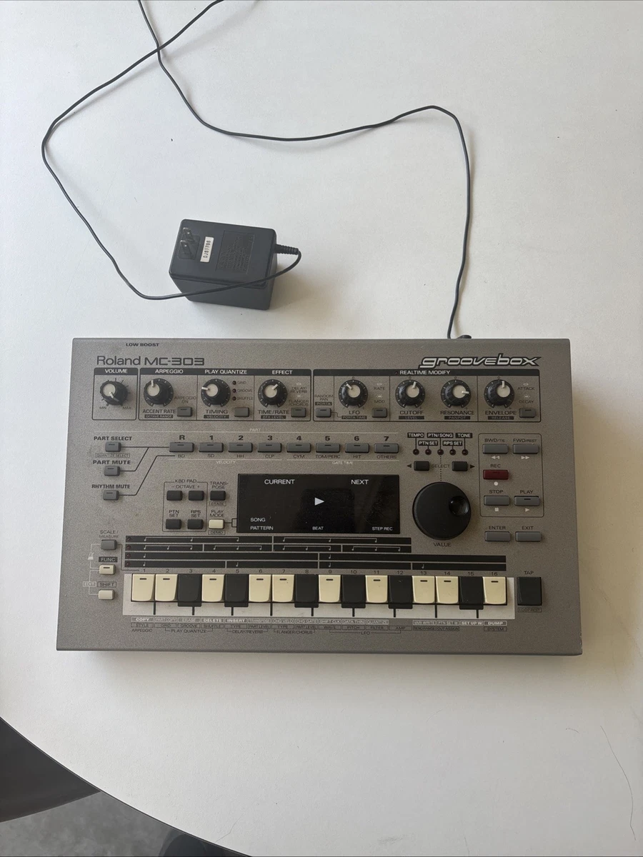 Roland Mc 303 for sale - eBay