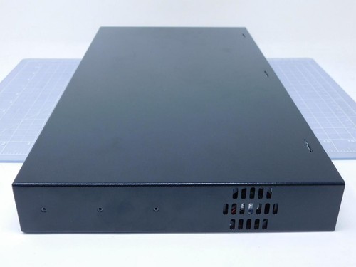 NTI SPLITMUX-DVI-4 DVI/VGA QUAD SCREEN MULTIVIEWER W BUILT-IN KVM SWITCH - Picture 4 of 10