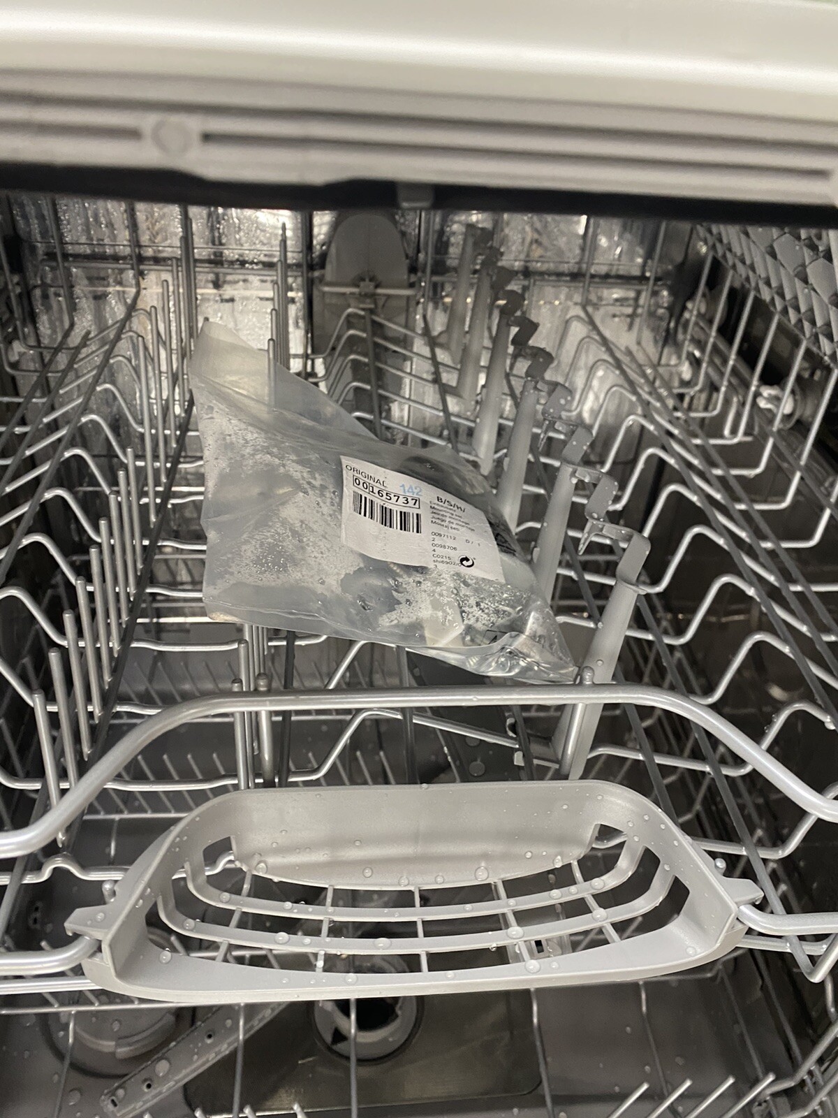 New Graded Bosch Series 2 12 Settings Fully Integrated Dishwasher