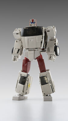 XTransbots MX-30 Fuzz Streetwise  Figure Model