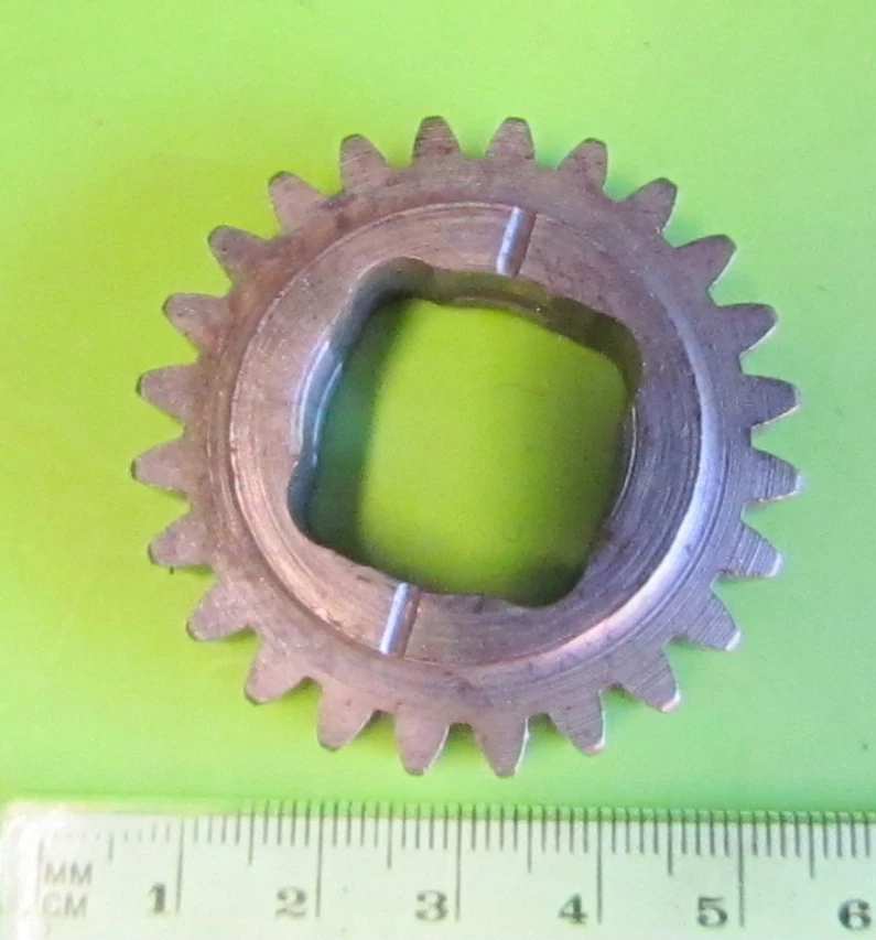 Engranaje de transmisión Rickman NOS Zundapp 125 MX p/n R070 05 013 nos 24 dientes Foto 2 de 4