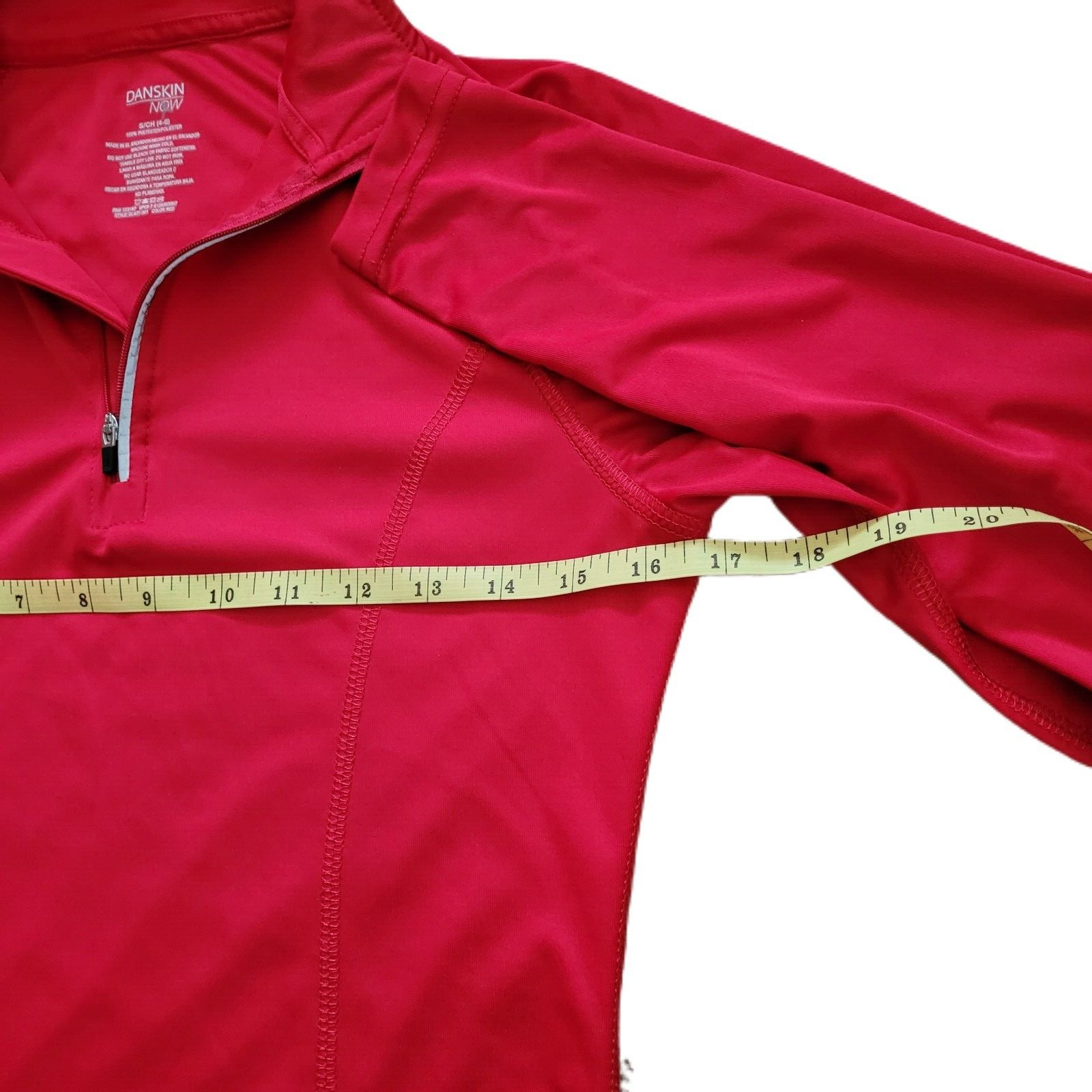 Danskin Women's Long Sleeve 1/4 Zip Thumbholes Performance Top Red Small