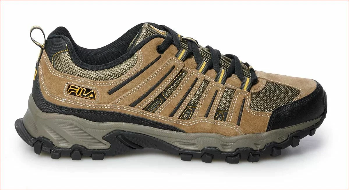 NIB Men s FILA Travail Trail Running Shoes 4E Wide and regular