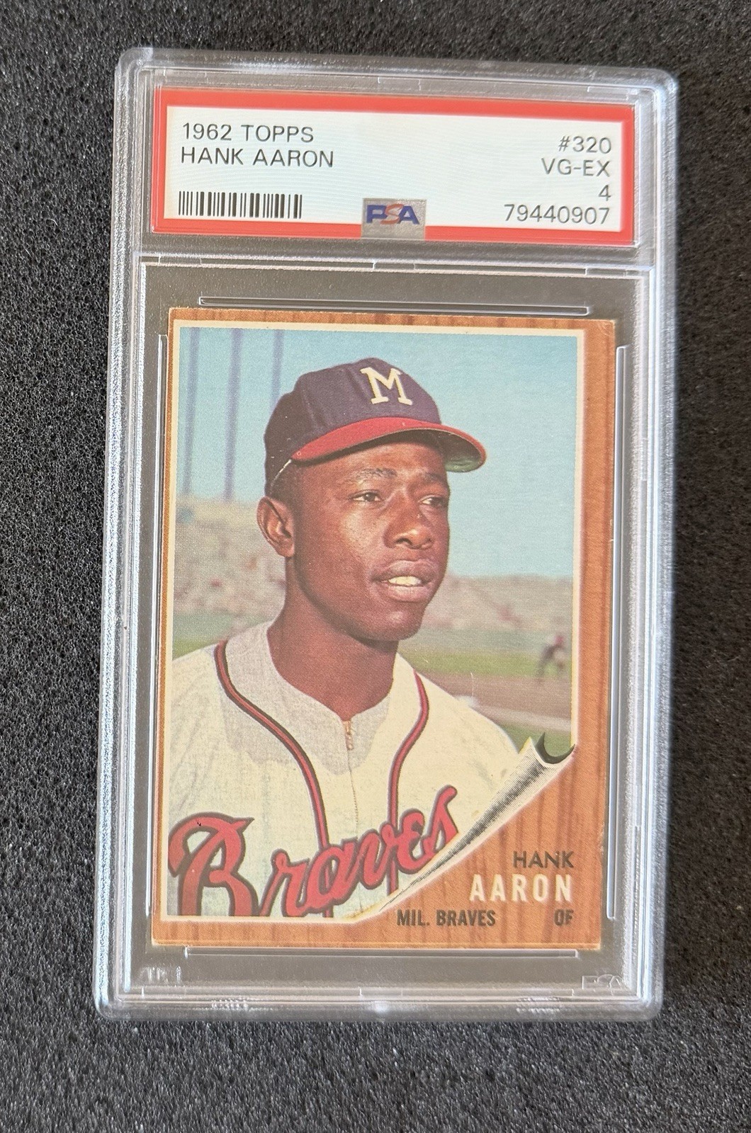 1962 Topps - #320 Hank Aaron - PSA 4