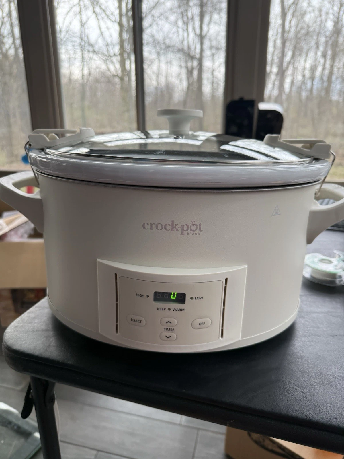Crock-Pot® Programmable 7-Quart Cook and Carry Slow Cooker, Oat milk