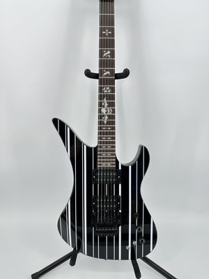 Custom-S Schecter Synyster Guitar Black-White Striped Signature Model