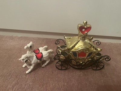 Vintage Pferde und Kutsche Karaffen Set mit 4 kleinen Bechern