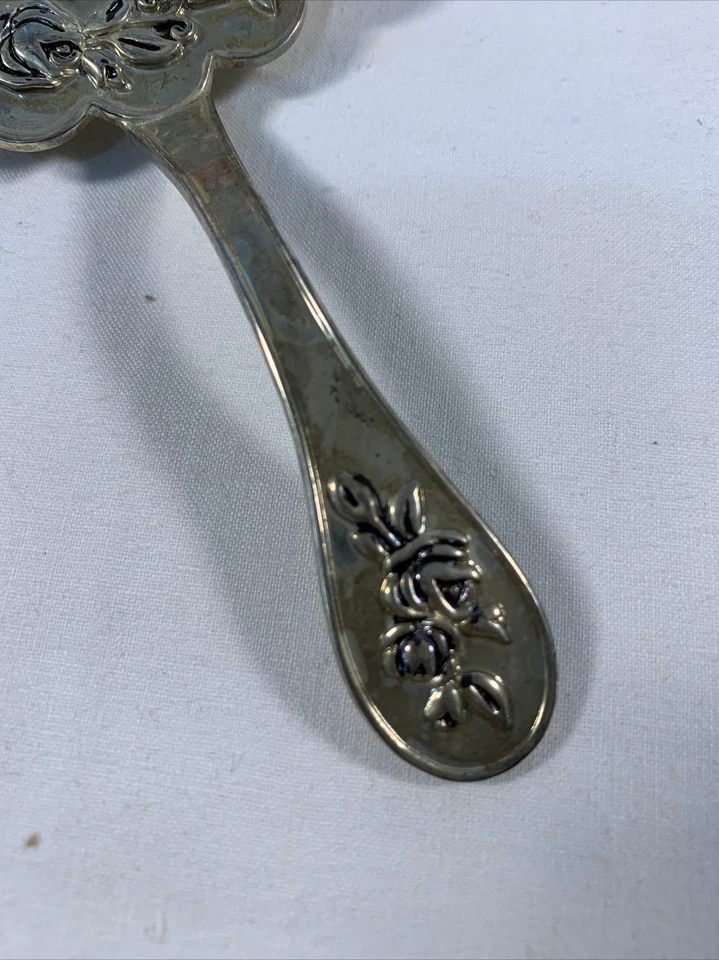 A Special Place TEA BALL Infuser Strainer Silver Plate Fancy Roses Deco Spoon - Image 3 of 4