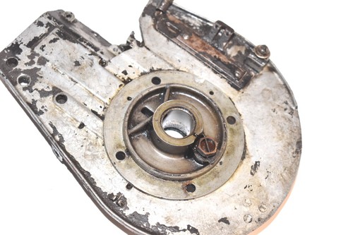 Briggs & Stratton Engine Model WMB Type 95581 * MAGNETO / OIL SEAL PLATE * Part - Picture 3 of 11