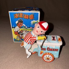 🐸 Vintage Tin Wind Up ICE CREAM VENDOR & CART MS405 , Never Used