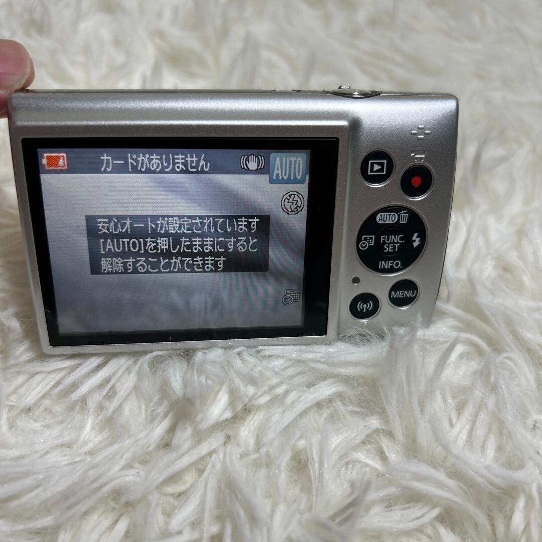 Canon IXY 210/PowerShot ELPH 200 IS/IXUS 190 Digital Camera Canon IXY 210/PowerShot ELPH 200 IS/IXUS 190 Digital Camera