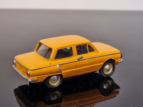 TO Models Russian Zaz-968 1/43 Hecho a Mano Yalta Zaporojets Blanco Metal Amarillo - Imagen 5 de 7