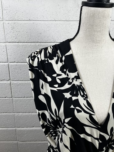 Anne Klein Dress 16 Black Cream Floral Sleeveless Ruched Waist NWT - Picture 3 of 16